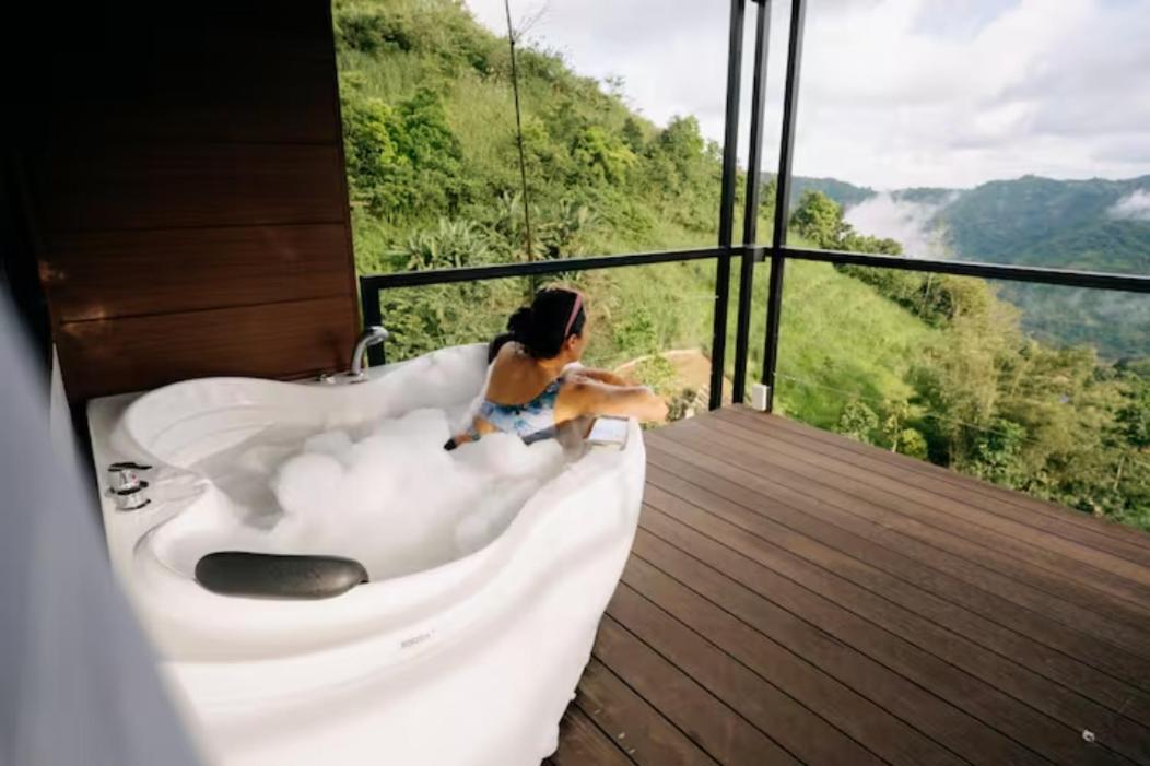 Balamban Grey Rock Mountain Cabin W/ Jacuzzi מראה חיצוני תמונה