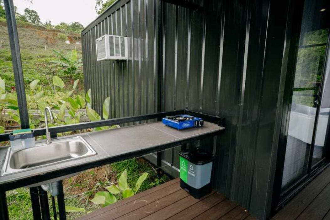 Balamban Grey Rock Mountain Cabin W/ Jacuzzi מראה חיצוני תמונה