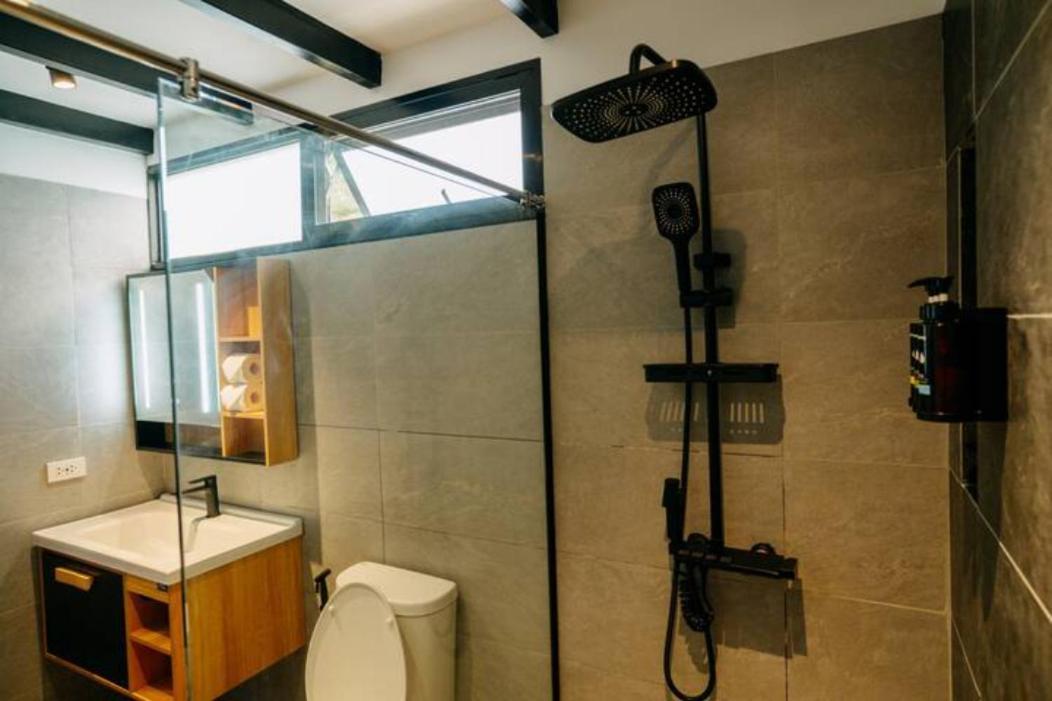 Balamban Grey Rock Mountain Cabin W/ Jacuzzi מראה חיצוני תמונה